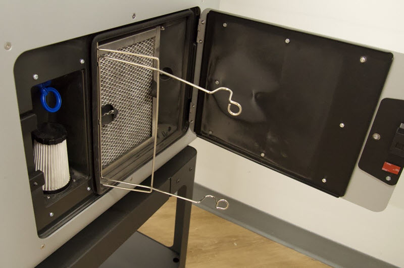 Cleaning the Fuse 1's air filters